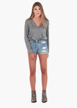 Blusa cruzada color gris para mujer - Flashy