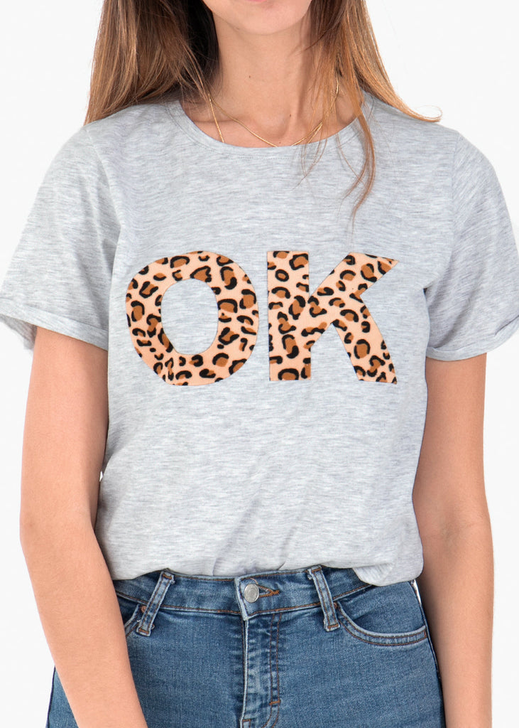 Camiseta estampada "Ok" para mujer - Flashy