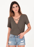 Blusa cruzada con detalle en escote para mujer - Flashy
