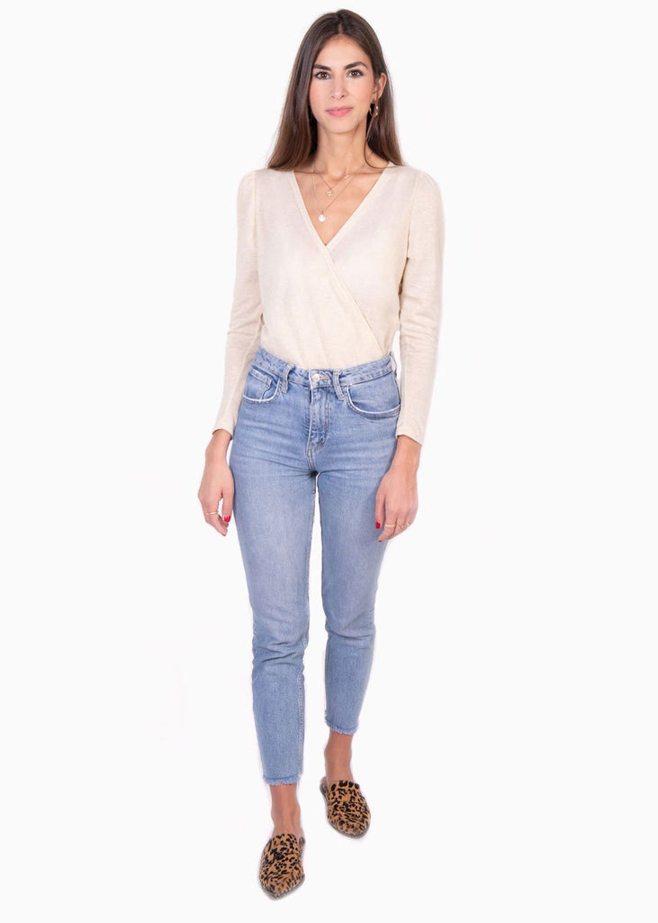 Blusa cruzada con hombreras para mujer - Flashy