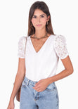 Blusa cuello en v con mangas de encaje para mujer - Flashy