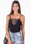 Blusa de tiras con encaje en escote para mujer - Flashy