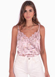 Blusa con estampado de flores y encaje en escote color rosado para mujer - Flashy