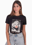 Camiseta estampada "Don't mess with the queen" color negro para mujer - Flashy