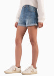 Short tiro alto de silueta mom color azul, denim para mujer - Flashy