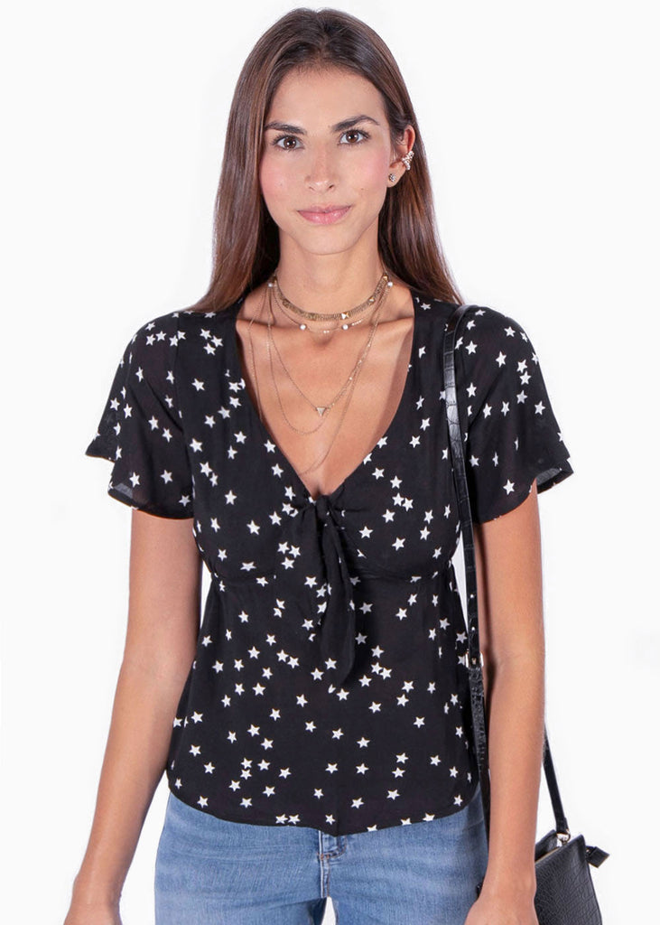 Blusa estampada de estrellas con anudado en escote para mujer - Flashy