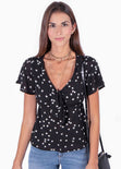 Blusa estampada de estrellas con anudado en escote para mujer - Flashy