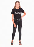 Camiseta estampada "Babe" para mujer - Flashy