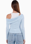 Blusa asimétrica de manga larga con tank top en la parte inferior  - PUEBLA