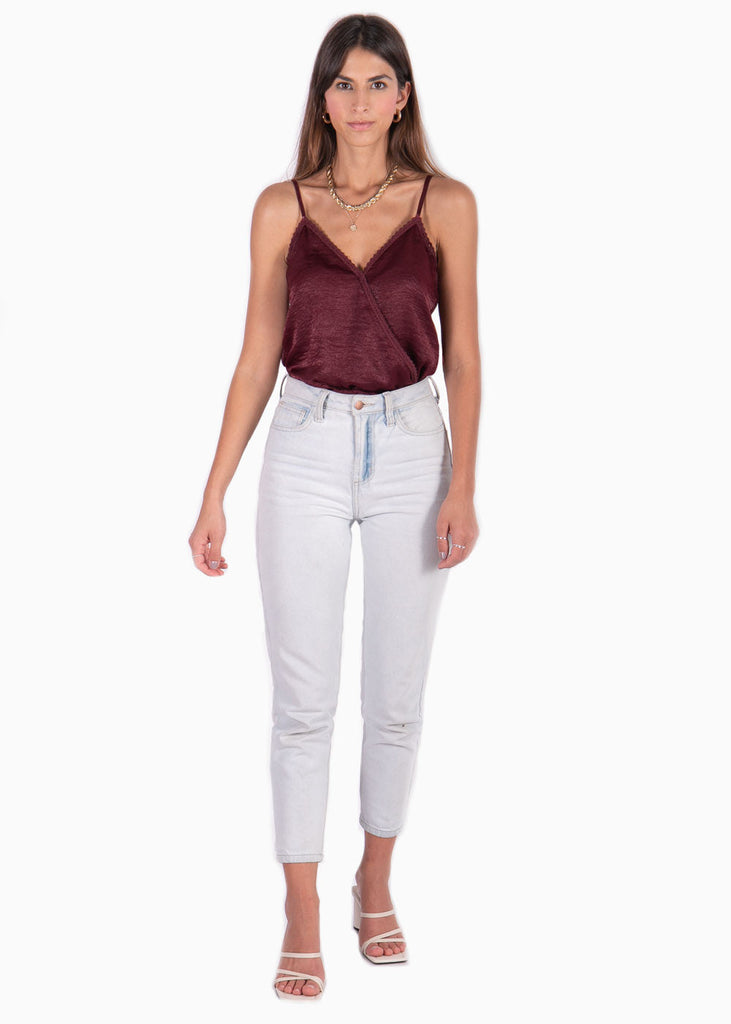 Blusa con escote cruzado y encaje color vino para mujer - Flashy