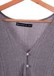 Blusa manga larga con botones de perlas color gris para mujer - Flashy