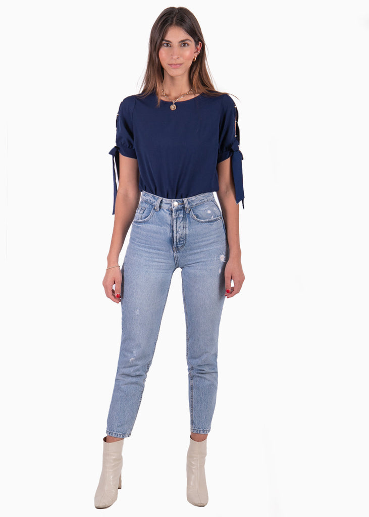 Blusa con perlas y anudados en mangas color azul para mujer - Flashy