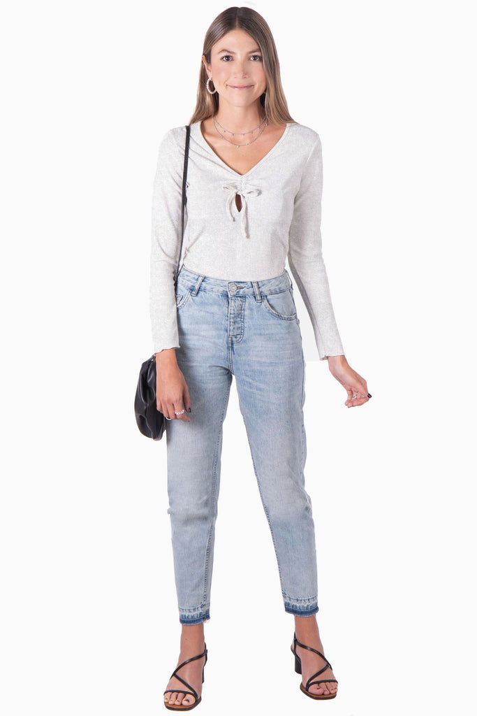 Blusa con recogido y cinta en escote para mujer - Flashy