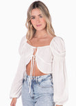 Blusa corta con recogido en frente y mangas englobadas color blanco, marfil para mujer - Flashy
