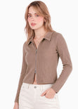 Blusa manga larga con cuello y cierre doble - ARUBA