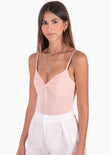 Body de tiras con entorchado en escote color rosado para mujer - Flashy