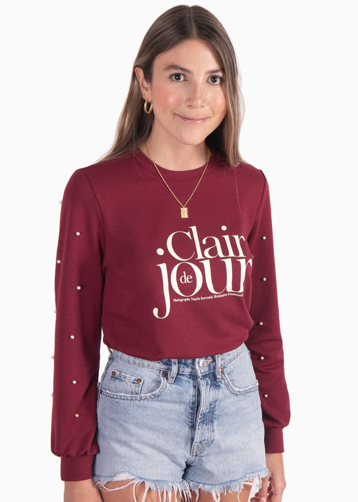 Buzo con estampado "Clair de jour" y perlas en mangas color vino para mujer - Flashy