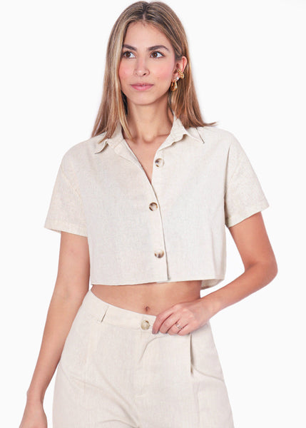Camisa de botones tipo lino manga corta color beige para mujer - Flashy