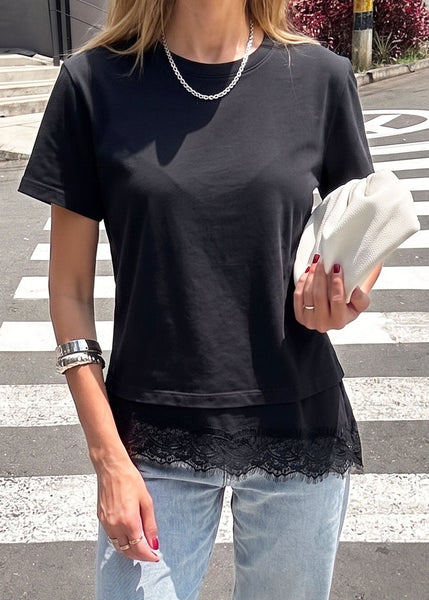 Camiseta con detalle de encaje - CELAYA.NEGRO