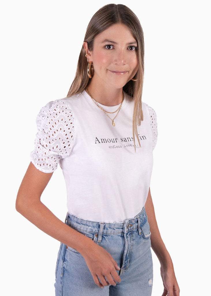 Camiseta estampada "Amour sans fin" con mangas de ojalillo para mujer - Flashy