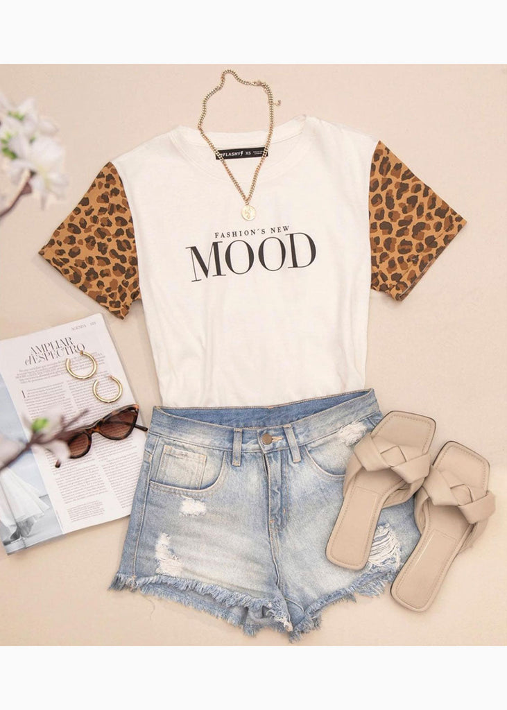 Camiseta estampada con mangas de animal print color blanco para mujer - Flashy