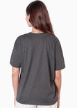 Camiseta oversized estampada "Fierce Club" color gris para mujer - Flashy