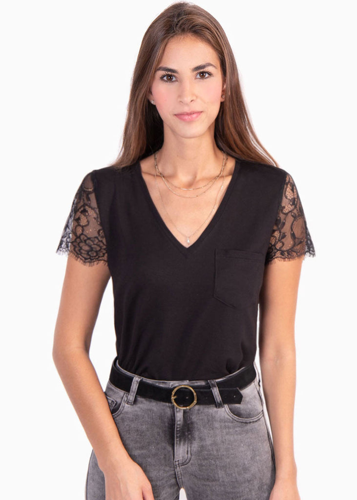 Camiseta con escote en v y mangas de encaje para mujer - Flashy