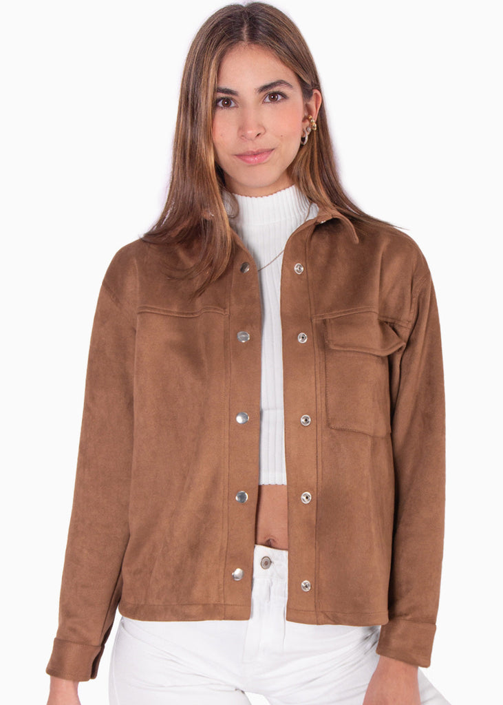 Chaqueta tipo gamuza con bolsillo y botones color café para mujer - Flashy