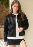 Chaqueta tipo gamuza con flecos y botones color negro para mujer - Flashy