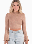 Crop top con cuello alto manga larga color beige para mujer - Flashy