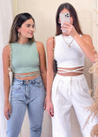 Crop top con cuello alto y anudados color verde para mujer - Flashy