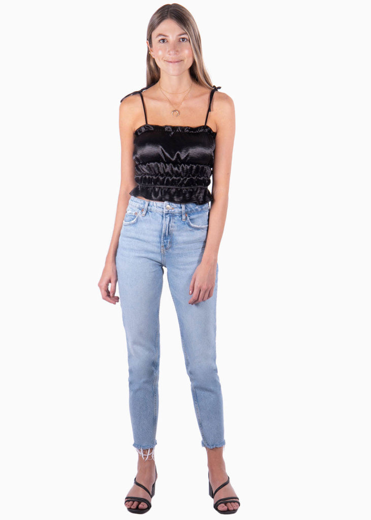 Crop top con recogidos y anundados en tiras color negro para mujer - Flashy