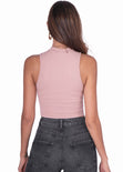 Crop top cuello halter sin mangas color rosado para mujer - Flashy
