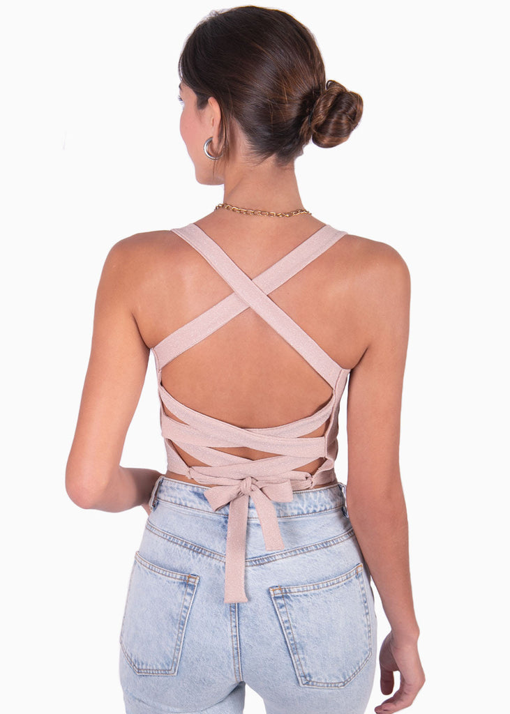 Crop top de tiras con cruce en espalda color rosado para mujer - Flashy