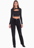 Crop top manga larga con abertura cut out en escote color negro para mujer - Flashy