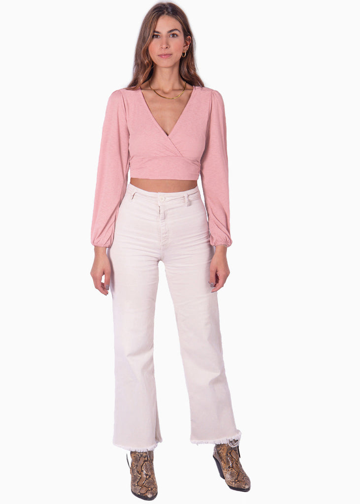 Crop top manga larga con escote cruzado y espalda descubierta color rosado para mujer - Flashy