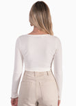Crop top manga larga con escote entorchado color blanco para mujer - Flashy