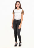 Camiseta estampada con mangas de leopardo para mujer - Flashy