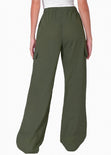 Pantalón ancho tipo lino con bolsillos cargo, elástico en cintura y anudado color verde para mujer - Flashy