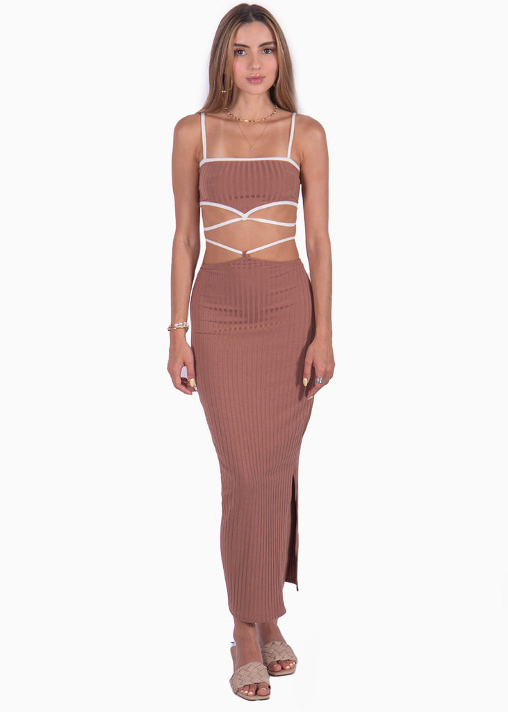 Set de falda larga y crop top de tiras color camel, café para mujer - Flashy