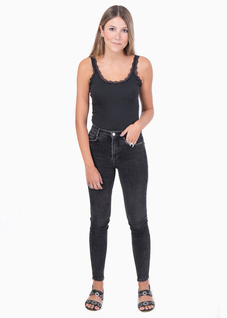 Blusa tiras encaje básica para mujer - Flashy