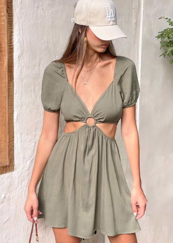 Vestido corto manga corta con aro en escote y aberturas color verde para mujer - Flashy