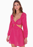 Vestido corto manga larga con cut outs en costados color fucsia, rosado para mujer - Flashy