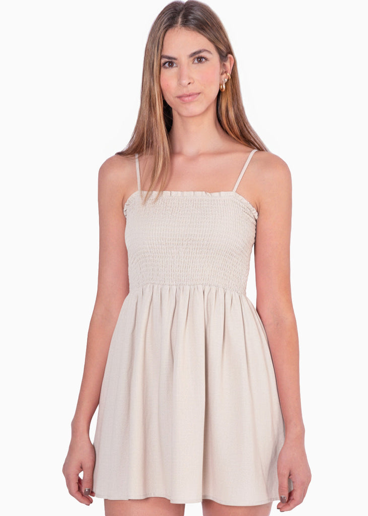 Vestido de tiras con enresortado en escote - PAPAYA