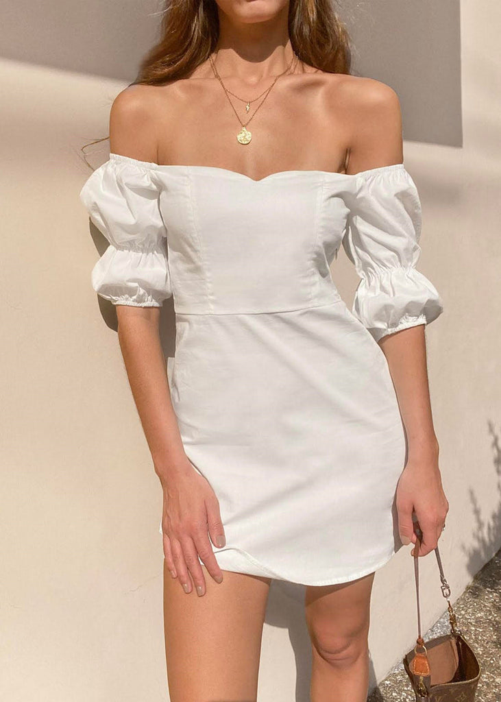 Vestido off shoulder con mangas embombadas color blanco para mujer - Flashy